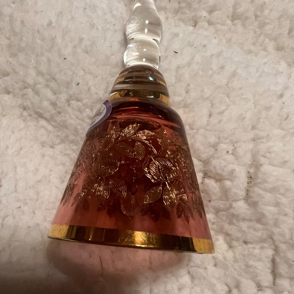 Vintage Ofnah Crystal Ruby red and gold bell. Made in Czechoslovak, collectible - Picture 3 of 3